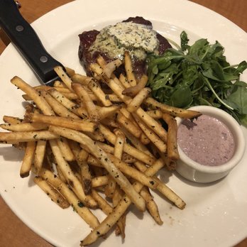 Café Bistro at Nordstrom - New American Near Me - Novi, Michigan