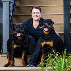 Bark Busters Home Dog Training Grand Rapids - Erin Miller, Bark Busters Grand Rapids