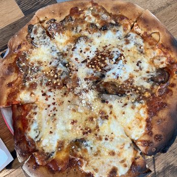 Stoked Woodfired Pub - Farmer's Market Pie - 9" - Pizza Near Me - Winston-Salem, North Carolina