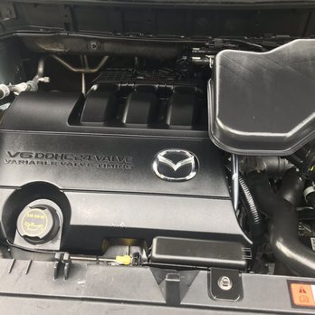 E&N - Engine compartment - Auto Repair Near Me - Milwaukie, Oregon E&N - Engine compartment - Auto Repair Near Me - Milwaukie, Oregon