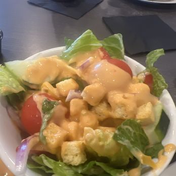 Girlfriend's Taphouse - Salad slathered in thousand Island dressing, the way I like it. - American Near Me - Stafford, Virginia Girlfriend's Taphouse - Salad slathered in thousand Island dressing, the way I like it. - American Near Me - Stafford, Virginia