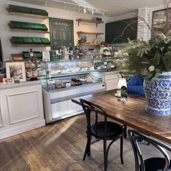 Marché Mon Pitou - Bistro or dining area ...