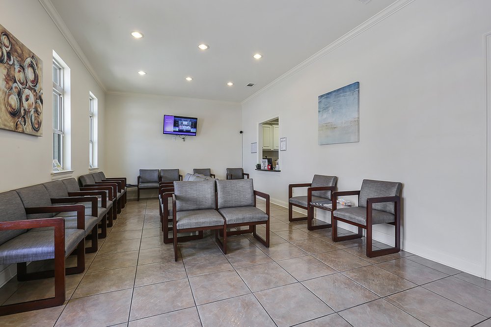 COASTAL URGENT CARE OF GONZALES 10 Photos 1124 South Burnside Ave