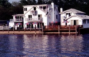 BaySide Inn by null