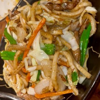 Twilight Lounge - Black Pepper Beef Udon/黑椒牛炒乌冬- Tender beef slices, udon noodles, and black pepper sauce. $20. Very tasty beef and a good price - Chinese Near Me - New York, New York Twilight Lounge - Black Pepper Beef Udon/黑椒牛炒乌冬- Tender beef slices, udon noodles, and black pepper sauce. $20. Very tasty beef and a good price - Chinese Near Me - New York, New York