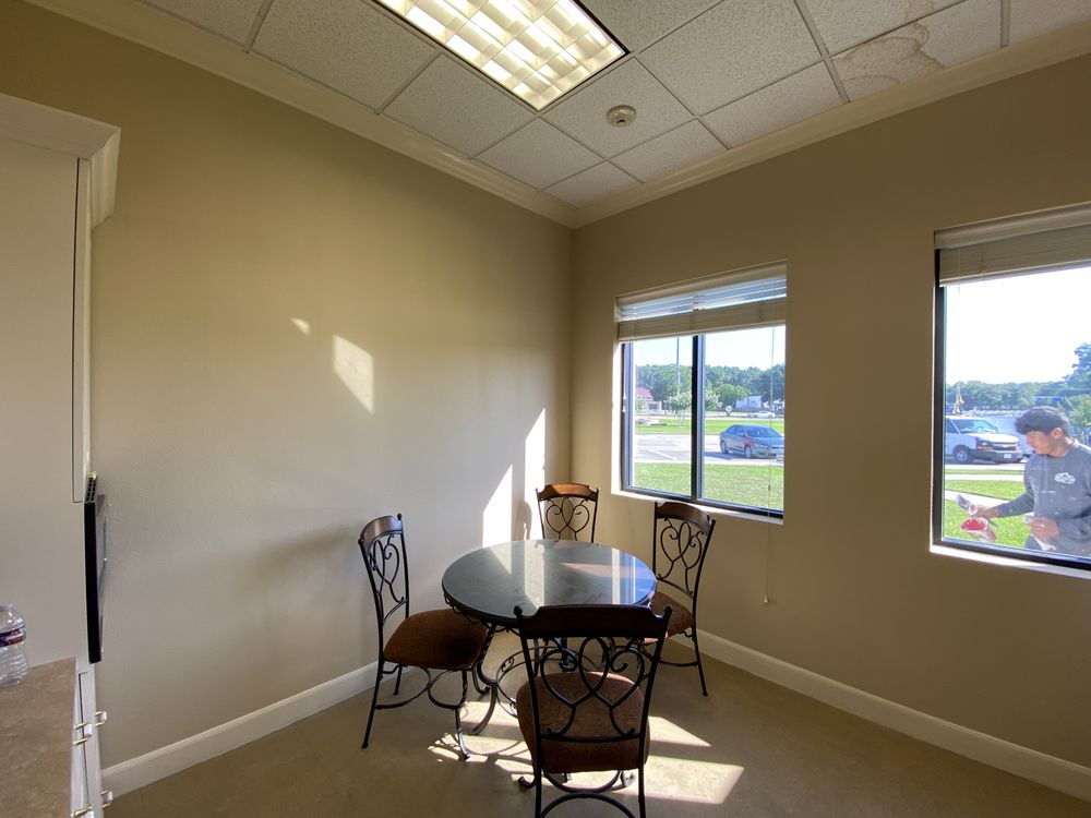 Slide of Rojo’s Custom Painting