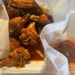 Chicken District - Strawberry heat wings