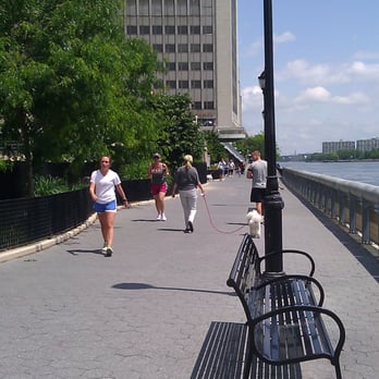 East River Esplanade - Parks Near Me - New York, New York East River Esplanade - Parks Near Me - New York, New York