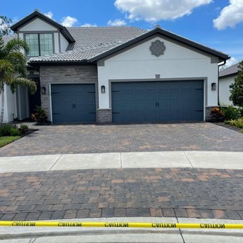 Manta Ray Paver Sealing - Sealed paver driveway - Pressure Washers Near Me Manta Ray Paver Sealing - Sealed paver driveway - Pressure Washers Near Me