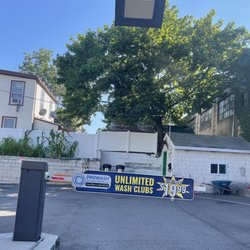 Prowash of New Rochelle - Deceiving information