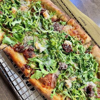 Von's 1000 Spirits - Spiced Fig, Prosciutto and Arugula - New American Near Me - Seattle, Washington Von's 1000 Spirits - Spiced Fig, Prosciutto and Arugula - New American Near Me - Seattle, Washington