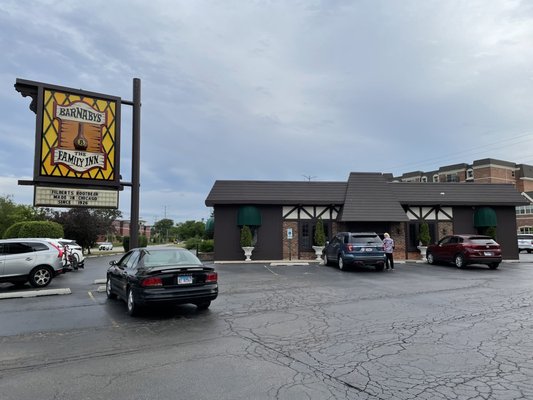 Barnaby's of Northbrook by null