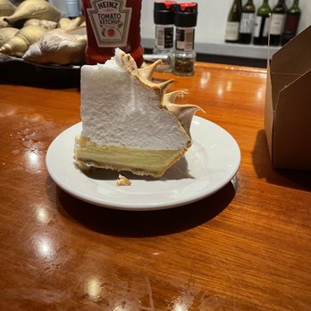 Captain Craig's Restaurant - Key lime pie - Seafood Near Me - Tavernier, Florida
