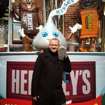 Hershey's Chocolate World - Kiss! - Kids Activities Near Me - Hershey, Pennsylvania