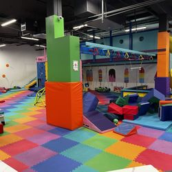 Ball N Bounce - Indoor play ground