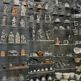 Chuck Williams Culinary Arts Museum - More cake pans and molds - Art Museums Near Me - Napa, California