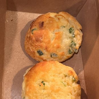 Vicious Biscuit - Cheddar jalapeño biscuits - Breakfast & Brunch Near Me - Neptune Beach, Florida