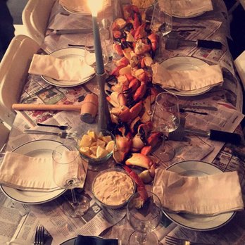 George Stone Crab - George's Stone Crab - Seafood Markets Near Me - Miami, Florida