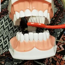 Smilecity Dental - Dentist mouth example