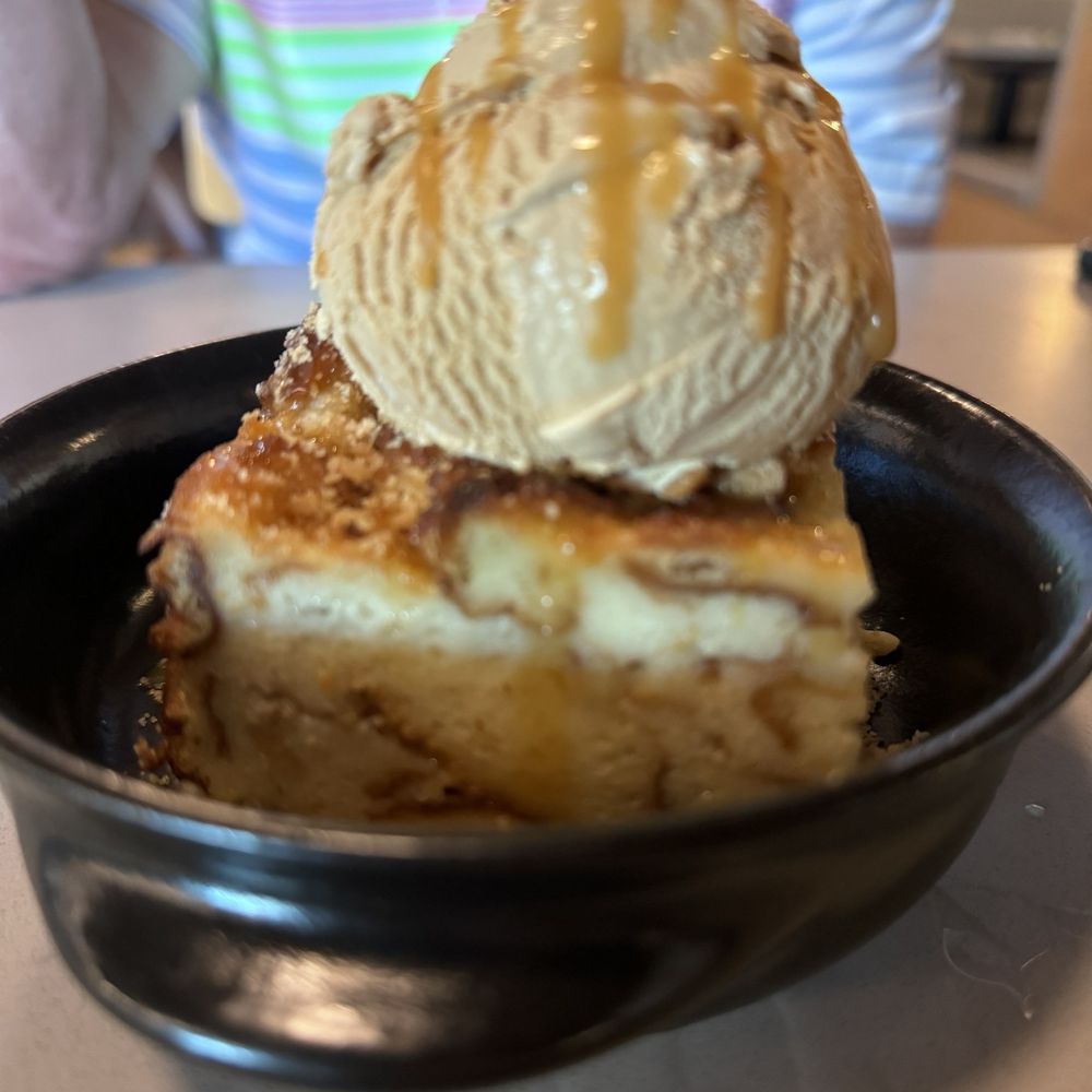 Crawford Cookshop - Warm Bread pudding - Desserts Near Me - Clayton, North Carolina