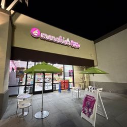 Menchie's Frozen Yogurt