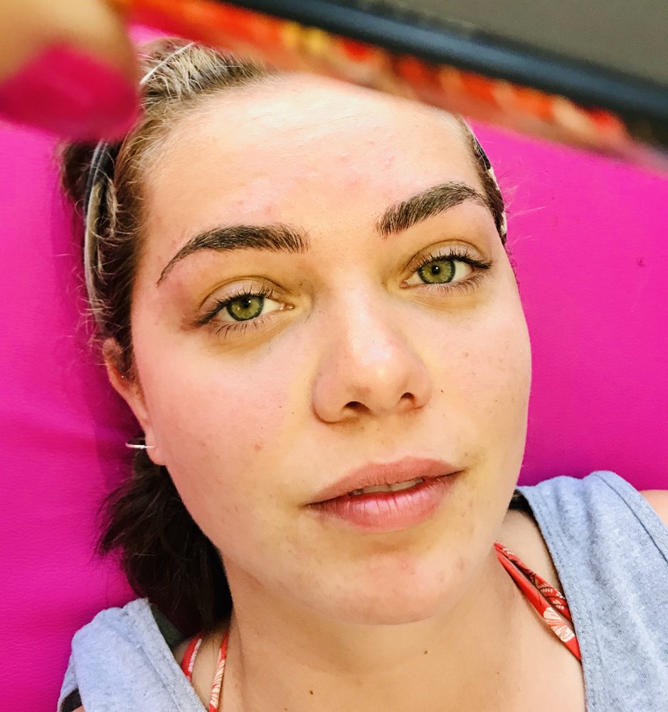 Brow Couture Logo