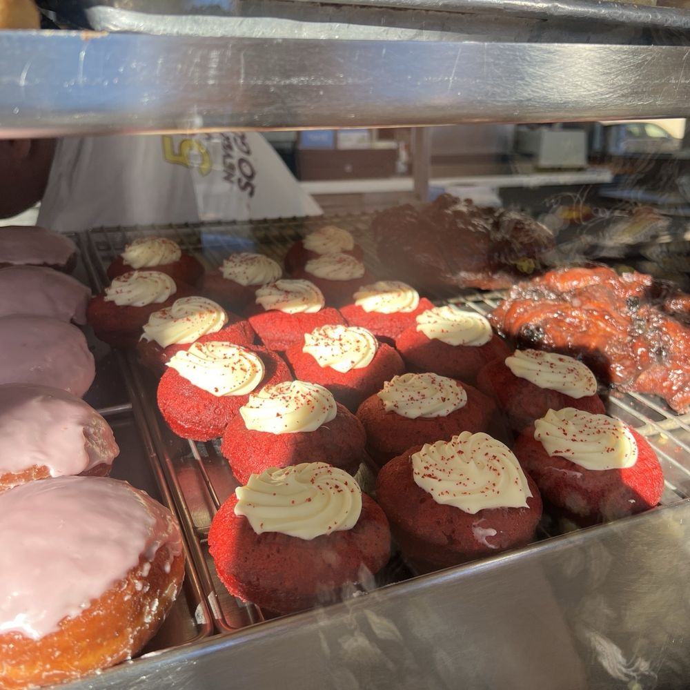 The Donut Man - Glendora - Red velvet - Donuts Near Me - Glendora, California The Donut Man - Glendora - Red velvet - Donuts Near Me - Glendora, California