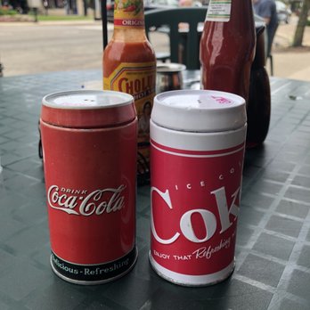 Hotcakes - Salt & pepper shakers - American Near Me - Wilmette, Illinois