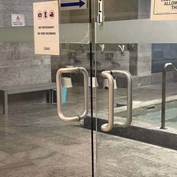 Q Sauna & Spa - Showers, jacuzzis, steam room, and sauna. - Saunas Near Me - Lynnwood, Washington Q Sauna & Spa - Showers, jacuzzis, steam room, and sauna. - Saunas Near Me - Lynnwood, Washington