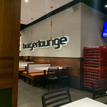 Burger Lounge - Interior - Burgers Near Me - Walnut Creek, California