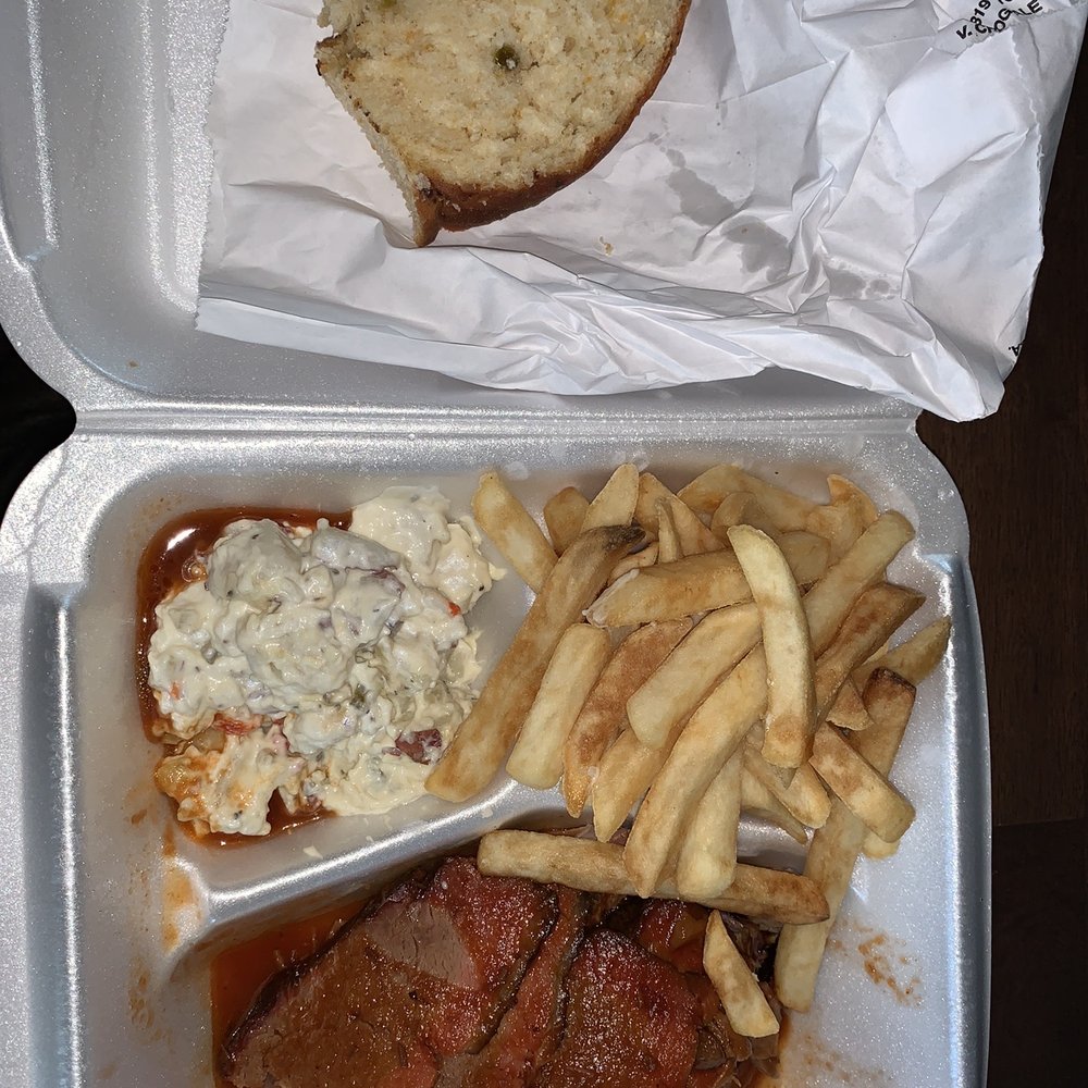 Pinehurst Barbecue - Brisket Dinner - Barbeque Near Me - Bridge City, Texas