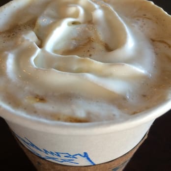 Broadway Coffee - Hot Carmel macchiato - Coffee & Tea Near Me - Sacramento, California