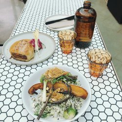 Sunhouse Cafe