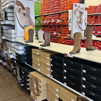 Rack Room Shoes - Shoe Stores Near Me - Georgetown, Texas