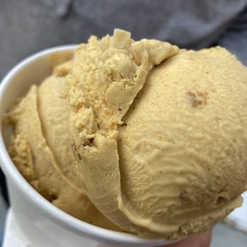 Arethusa Farm - Pumpkin and peach ice creams - Ice Cream & Frozen Yogurt Near Me - New Haven, Connecticut Arethusa Farm - Pumpkin and peach ice creams - Ice Cream & Frozen Yogurt Near Me - New Haven, Connecticut