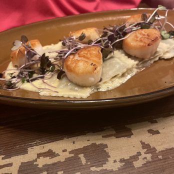 Common Restaurant - Scallops & Ravioli - Cocktail Bars Near Me - Savannah, Georgia Common Restaurant - Scallops & Ravioli - Cocktail Bars Near Me - Savannah, Georgia