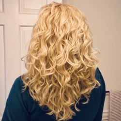 Salon La Moda - Devacut by Ally at Salon La Moda