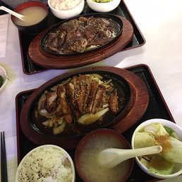 Lemongrass Chicken Filet Bento / 香茅雞扒便当