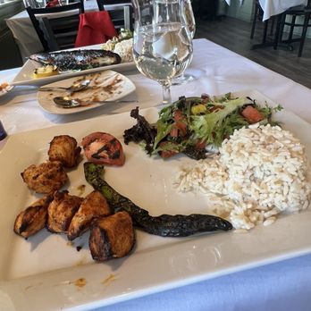Chop Shish Mediterranean Restaurant - My dinner entree Chicken Kebab - Mediterranean Near Me - Camp Hill, Pennsylvania Chop Shish Mediterranean Restaurant - My dinner entree Chicken Kebab - Mediterranean Near Me - Camp Hill, Pennsylvania
