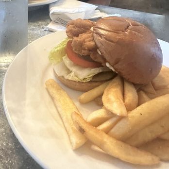 Darby's Tavern - Southern Crispy Chicken Sandwich - Cocktail Bars Near Me - South Boston, Virginia