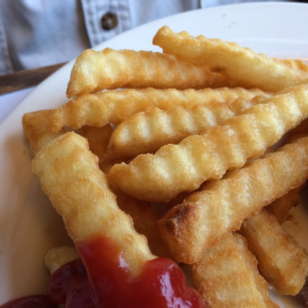 Kuntry Kubbard - Big yummy fries - American Near Me - Ludington, Michigan