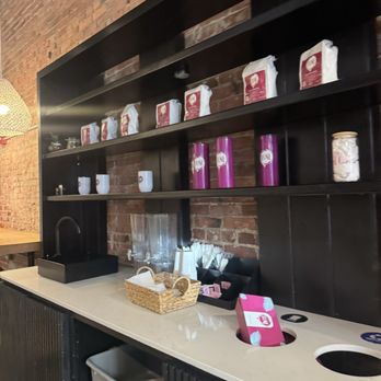 Lune Cafe - Desserts Near Me - Seattle, Washington Lune Cafe - Desserts Near Me - Seattle, Washington