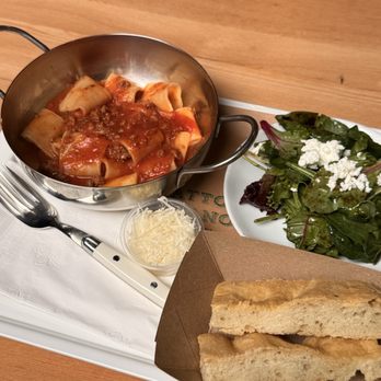 Fatto A Mano - Bolognese - Italian Near Me - Oakland, California Fatto A Mano - Bolognese - Italian Near Me - Oakland, California