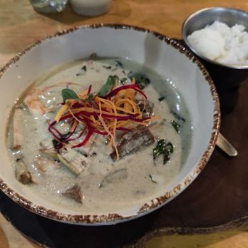 Yum Yum - Eggplant Curry - Thai Near Me - San Lorenzo Ometepec, PUE Yum Yum - Eggplant Curry - Thai Near Me - San Lorenzo Ometepec, PUE