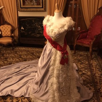 Iolani Palace - Queen's Dress - Museums Near Me - Honolulu, Hawaii