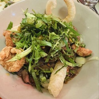 Holy Basil - Thai Near Me - Santa Monica, California
