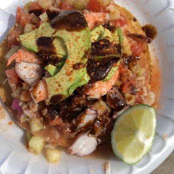 El Aventurero - Tres Animales Tostada - Food Trucks Near Me El Aventurero - Tres Animales Tostada - Food Trucks Near Me
