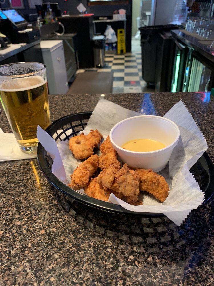 HOME PLATE BAR AND GRILL Updated August 2024 5611 Ringgold Rd