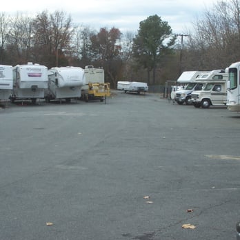 Corbin's RV - Plenty of parking. - Auto Repair Near Me - Fredericksburg, Virginia