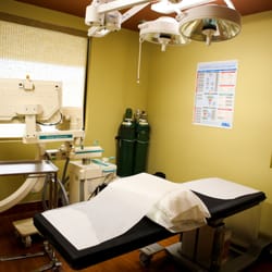 University Spine & Pain Center Los Angeles - Treatment room